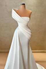 Simple Long White Mermaid One Shoulder Satin Sleeveless Wedding Dress