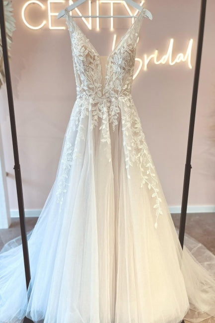 Simple v-neck sleeveless a-line lace Wedding dresses-misshow.com