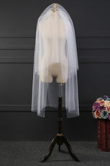 Shop MISSHOW US for a Cheap Tulle Cut Edge 1.2*1.5M Wedding Gloves. We have everything covered in this . 