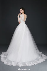 This elegant V-neck Tulle wedding dress with Appliques could be custom made in plus size for curvy women. Plus size Long Sleeves Ball Gown bridal gowns are classic yet cheap.