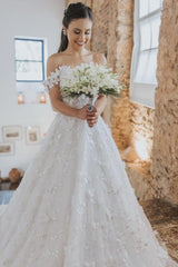 Vintage A-Line Lace Off-The-Shoulder Sleeveless White Wedding Dresses With Appliques