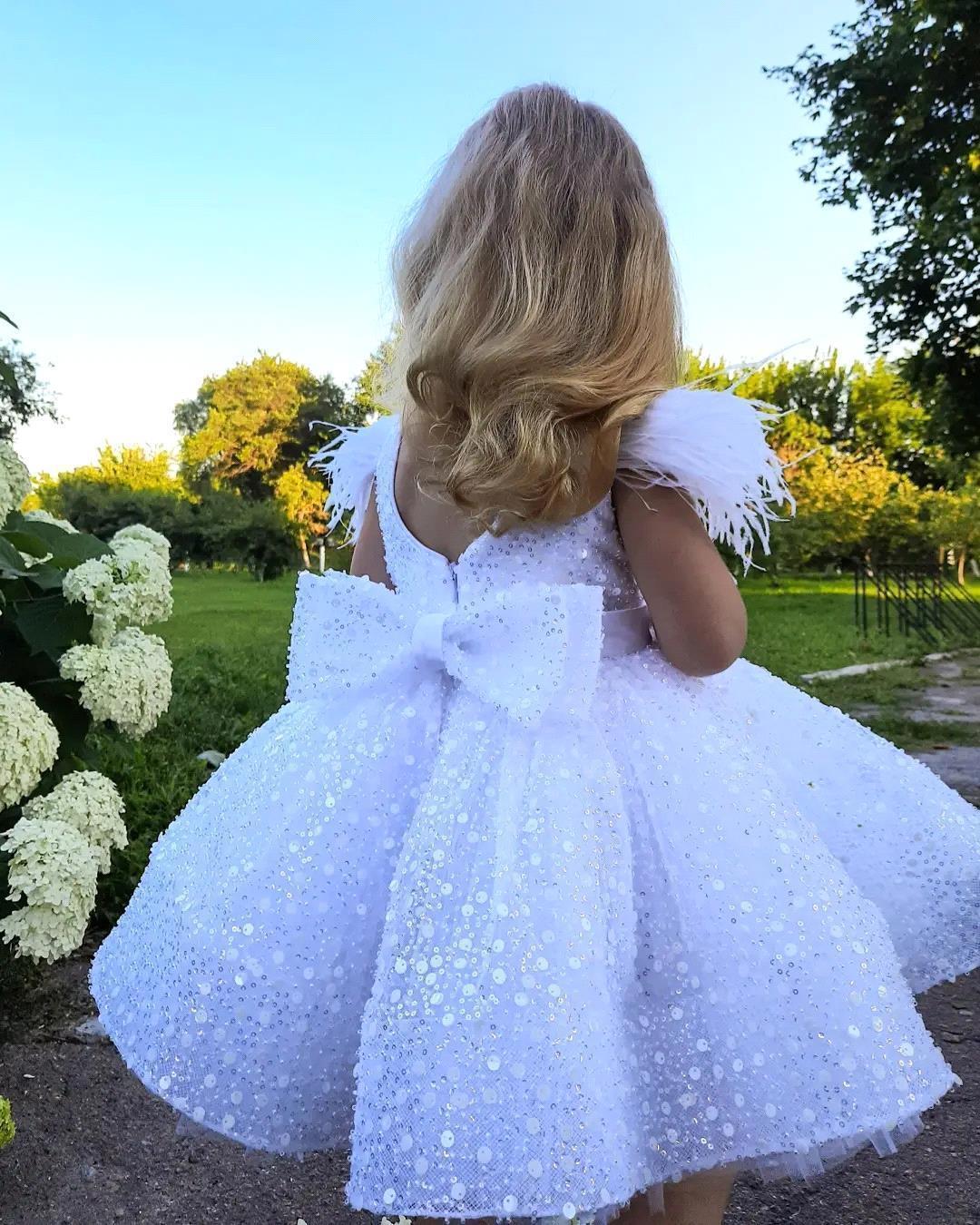 White V-Neck Sleeveless Sequined Flower Girls Dresses